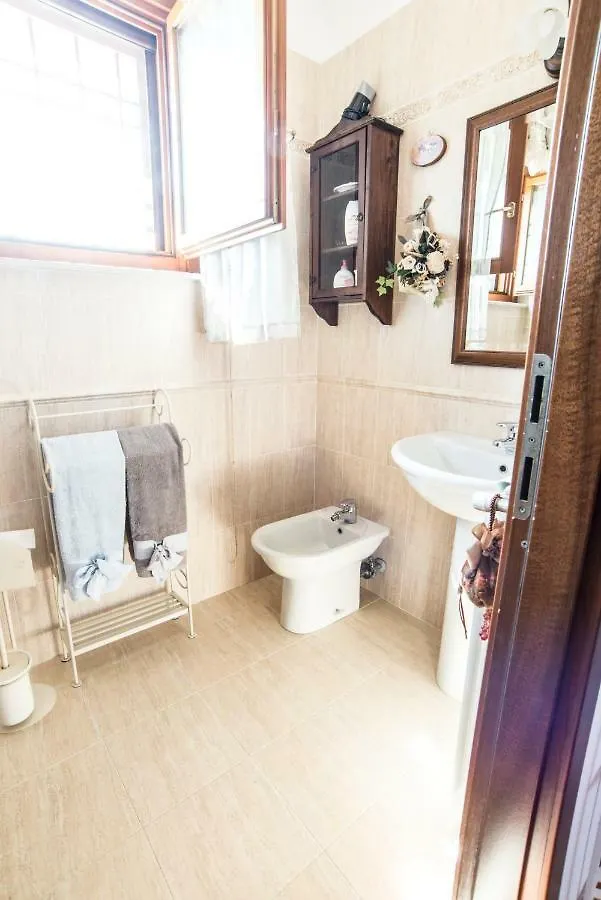 Fiori E Lanterne Bed and Breakfast Roma 0*,  Italia