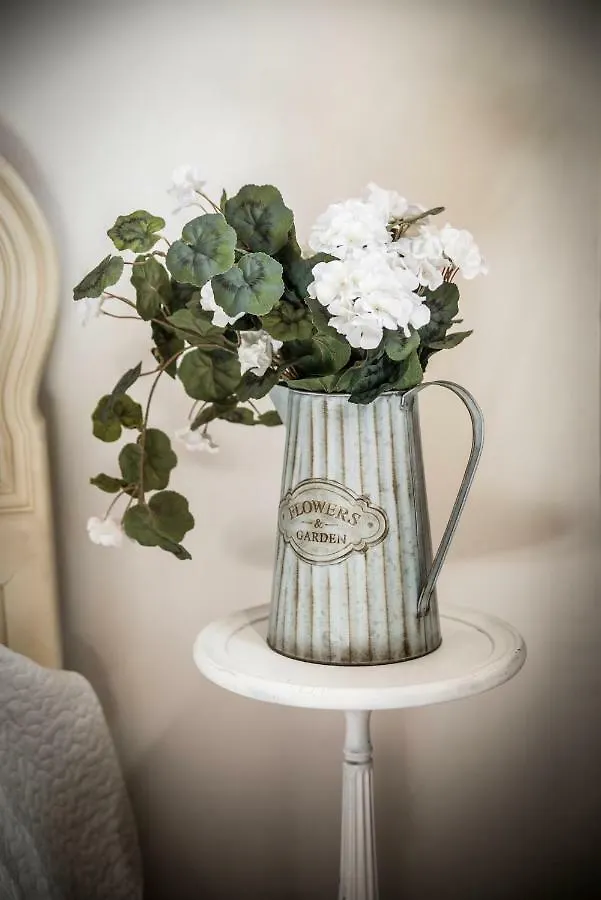 Fiori E Lanterne Bed and Breakfast Roma Bed & Breakfast